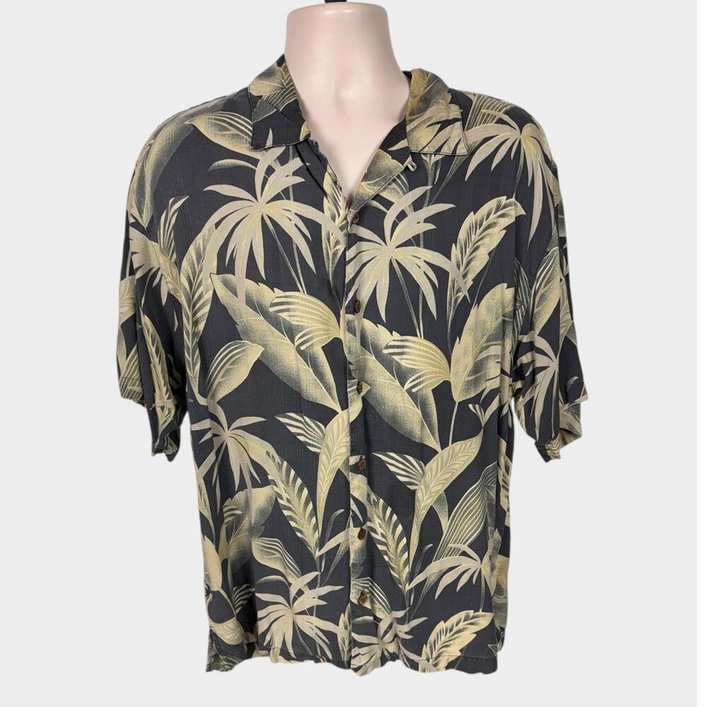 Tommy Bahama Mens Large 100% Silk Short Sleeve Button Front Shirt
